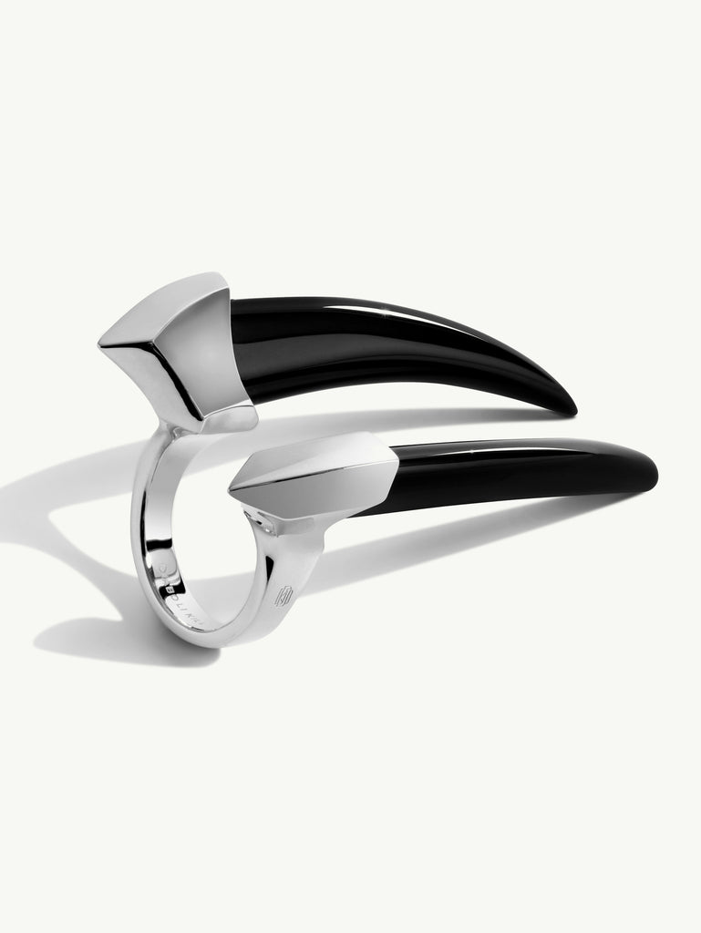 Damian Black Onyx Horn Talisman Ring In 18K White Gold